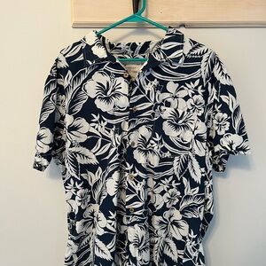 American Eagle Navy Floral Hawaiian Shirt